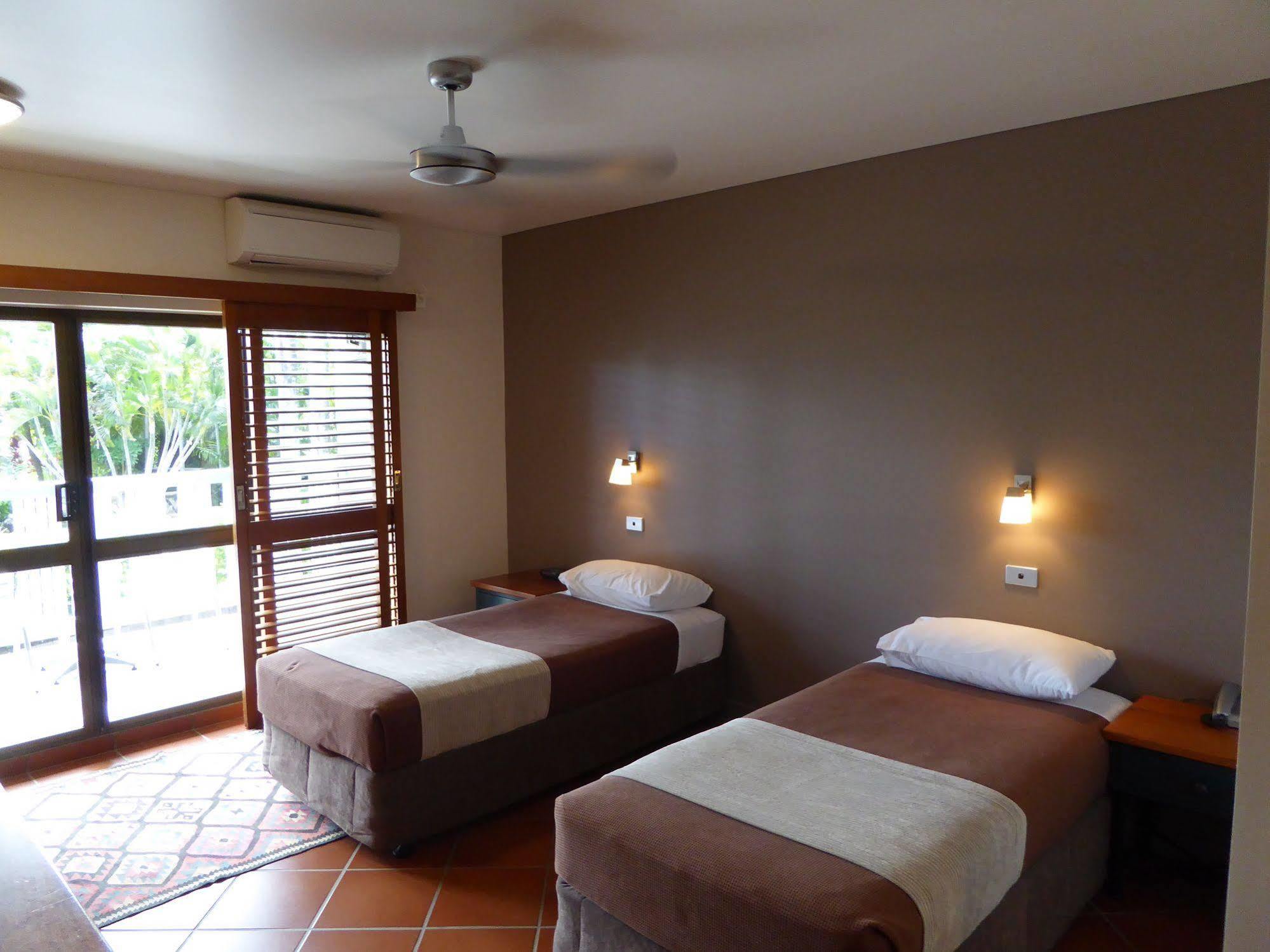 Sovereign Resort Hotel Cooktown Extérieur photo